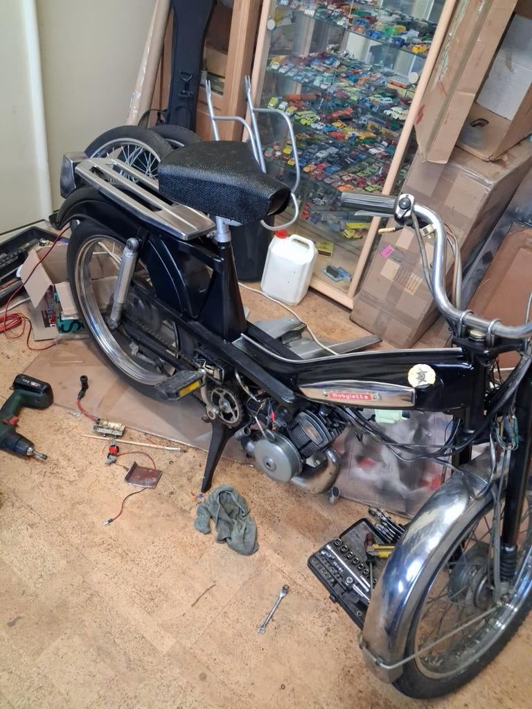 Obtenir de l'aide avec ma Mobylette, Enlèvement