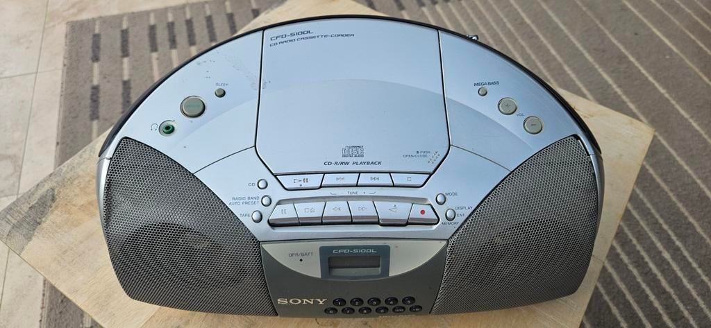 Lecteur CD cassette portable avec radio intégrée Sony, Enlèvement, Utilisé, Radio, Avec lecteur de CD