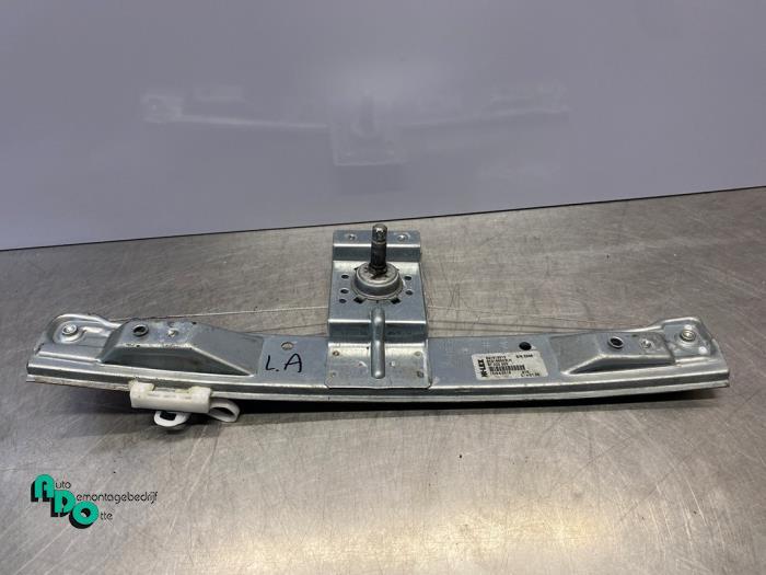 Mécanique vitre 4portes arrière gauche d'un Opel Corsa (Co, -, Opel, 3 mois de garantie, Utilisé