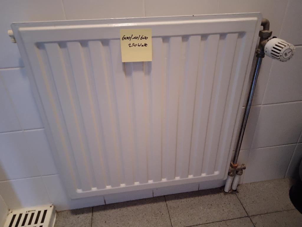 Radiatoren, 800 watts ou plus, Enlèvement, Utilisé, 80 cm ou plus