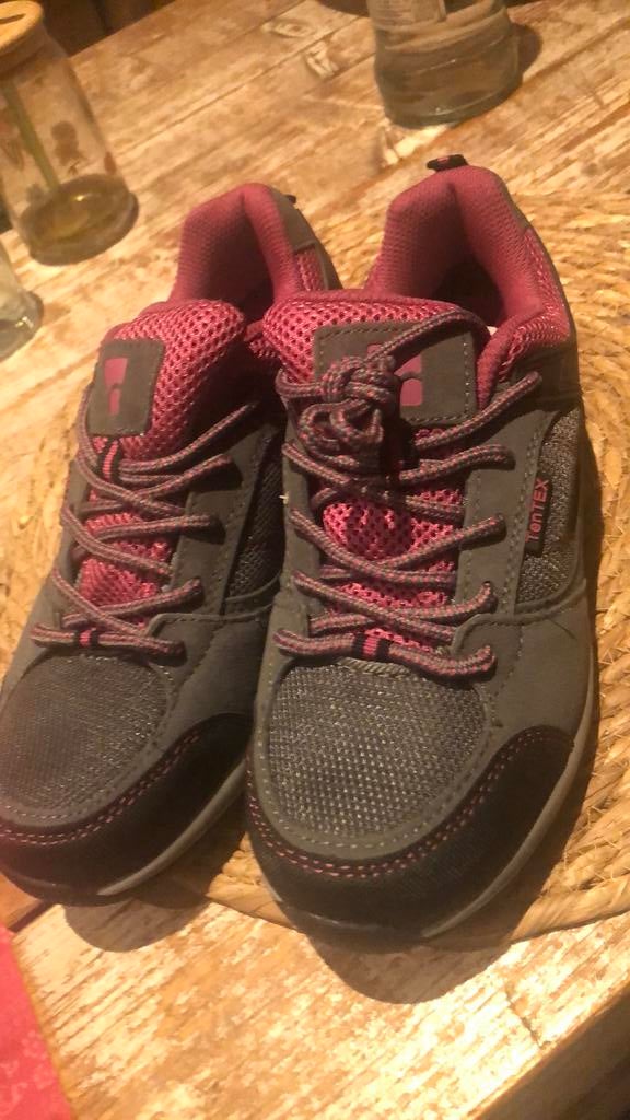 Nieuwe wandelschoenen Walkx maat 37, Ophalen, Nieuw