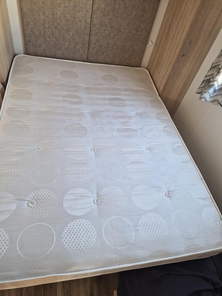 MATRAS 140X190 AFHALEN DE HAAN!, Enlèvement