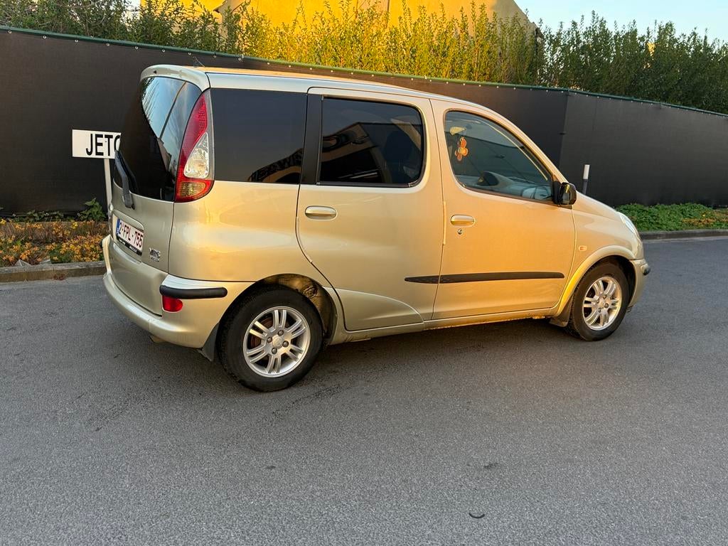 Toyota Yaris verso 2004 essence 38000 km, 2ème propriétaire, Autos, Achat, Particulier, Essence, Verso