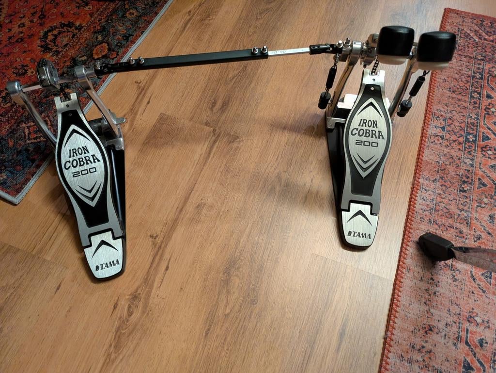 Te koop: Tama Iron Cobra HP200PTW Power Glide dubbelpedaal., Muziek en Instrumenten, Drumstellen en Slagwerk, Ophalen, Tama