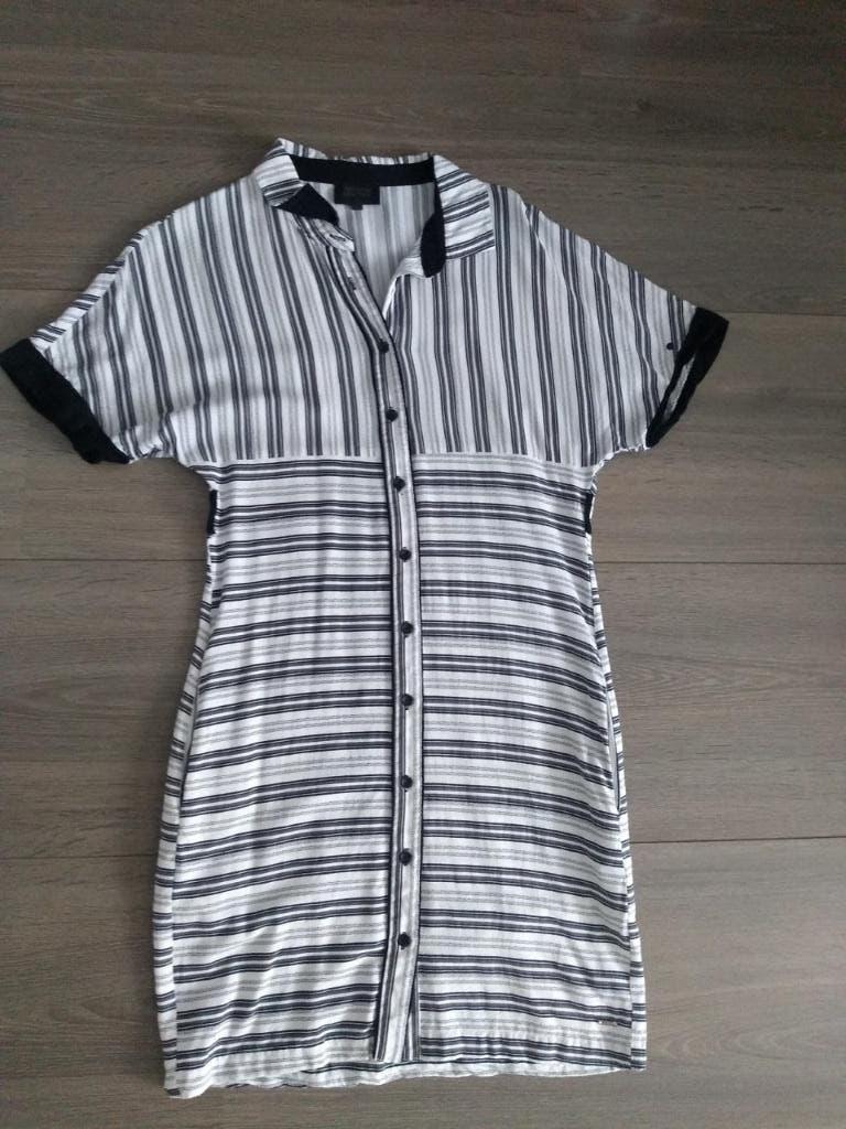 Hemdjurk Khujo maat small, Kleding | Dames, Jurken, Wit, Khujo, Ophalen of Verzenden, Zo goed als nieuw