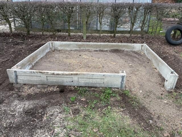 betonplaten + Palen, Ophalen