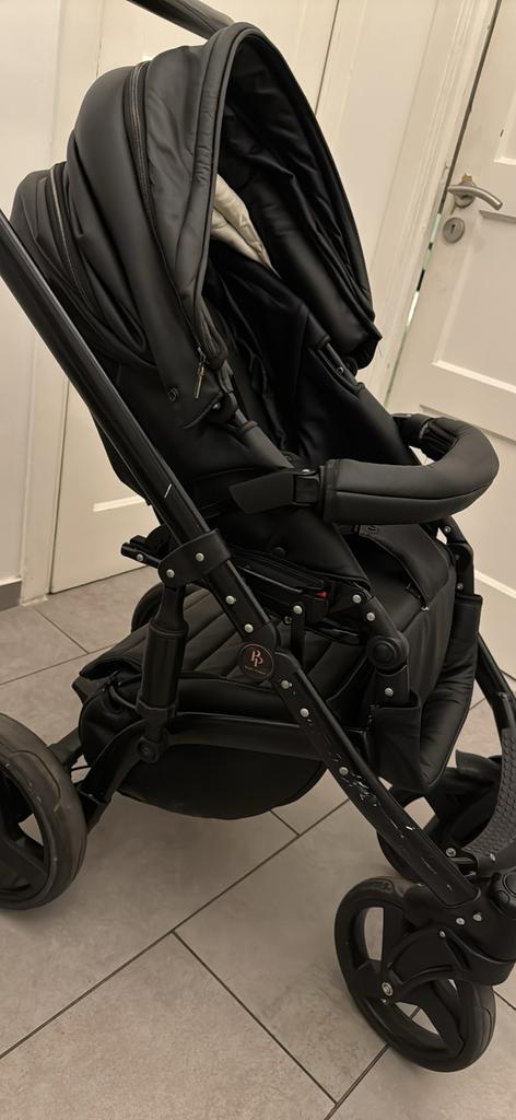 Poussette en cuir, Enlèvement, Comme neuf