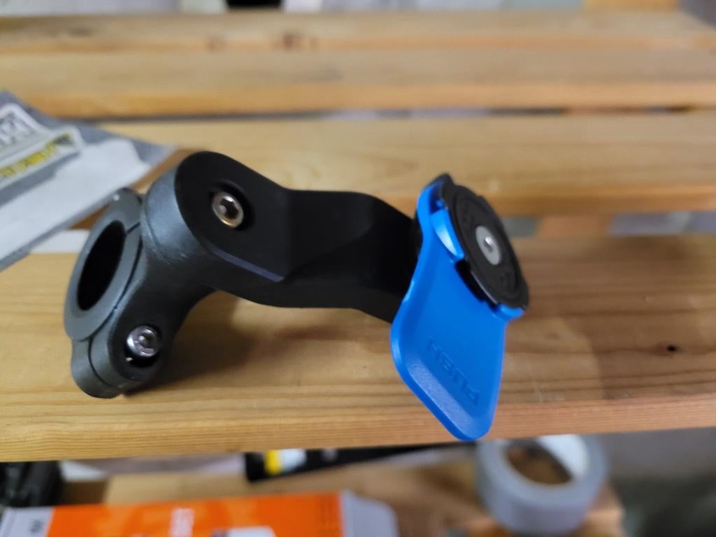 Quadlock GSM houder, Ophalen