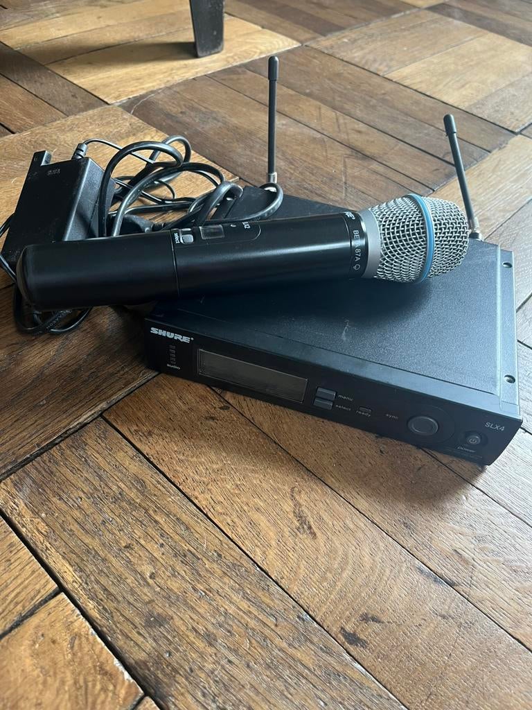 2x Shure SLX4 wireless micro beta87 en gitaar, Muziek en Instrumenten, Ophalen of Verzenden, Zo goed als nieuw