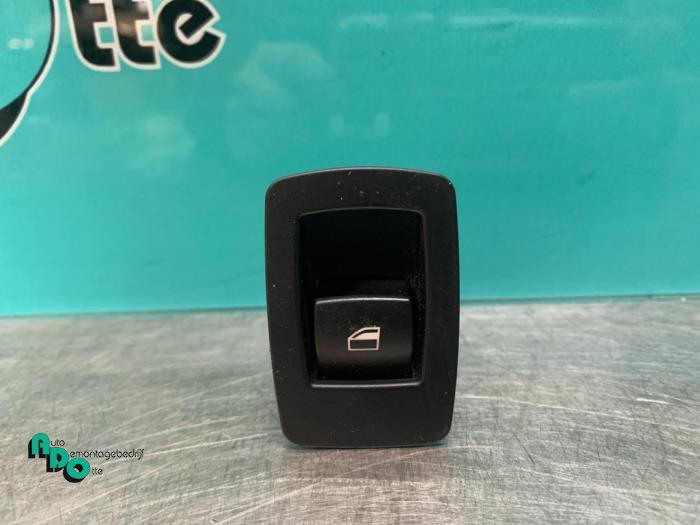 Elektrisch Raam Schakelaar van een BMW 3-Serie (3-Serie 04-), Gebruikt, -, -, Ophalen of Verzenden