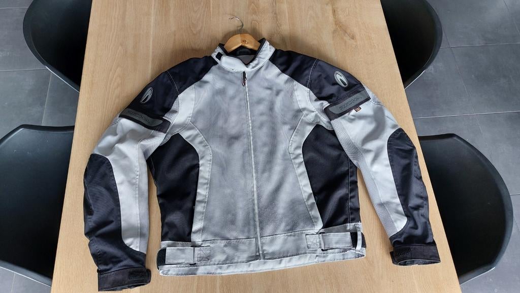 Richa Heren zomer motorvest, Motoren, Kleding | Motorkleding, Ophalen, Heren