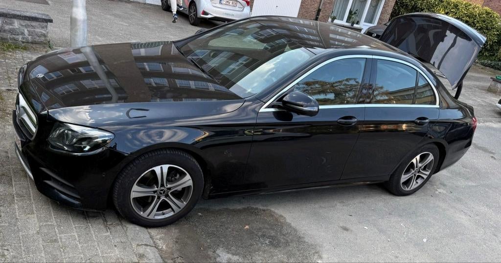 ! MOTEUR A REPARER ! MERCEDES E 200D AMG 2018, Autos, Cuir, Achat, Noir, Automatique