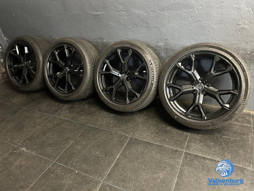 6-7mm! Originele BMW X5 X6 G05 G06 Style 741M 21 inch zwarte, Auto-onderdelen, Banden en Velgen, Banden en Velgen, Zomerbanden