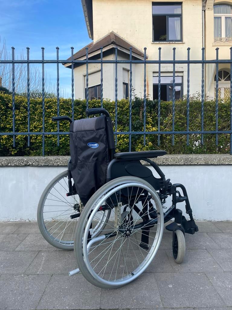 Chaise roulante pliable Invacare Esprit 3 Action état neuf, Divers, Enlèvement ou Envoi, Pliant, Comme neuf, Fauteuil roulant manuel