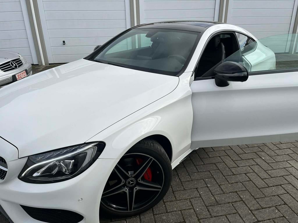 C-coupé très bien entretenu - Top occasion - 64000 km, Autos, Mercedes-Benz, Particulier, Classe C, Caméra 360°, ABS, Caméra de recul
