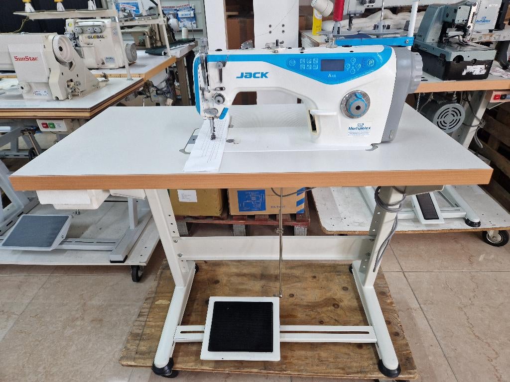 Jack A4-SH Industriële Naaimachine, Hobby en Vrije tijd, Industrieel, Ophalen, Overige merken, Naaimachine