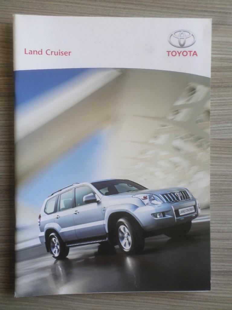 Toyota Landcruiser 2004 Brochure, Boeken, Auto's | Folders en Tijdschriften, Ophalen of Verzenden, Toyota