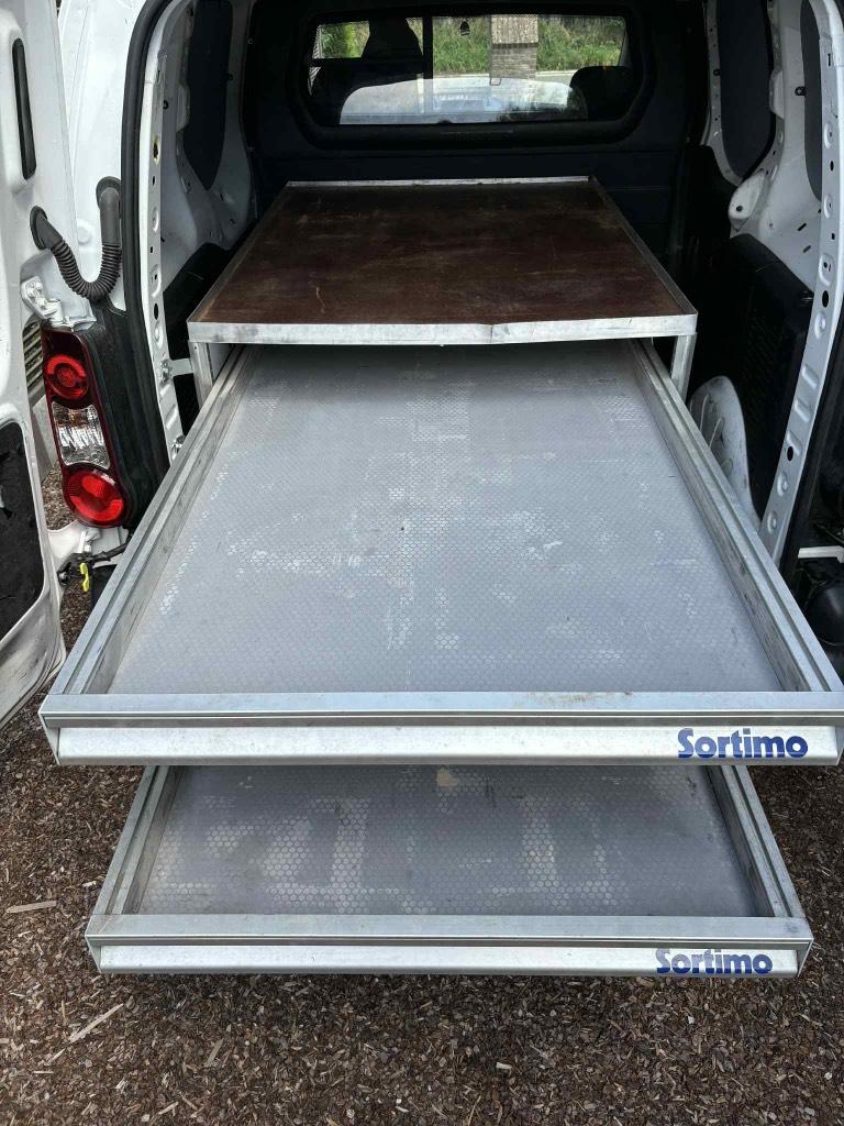 Sortimo bedrijfswagen inrichting, Ophalen, Gebruikt