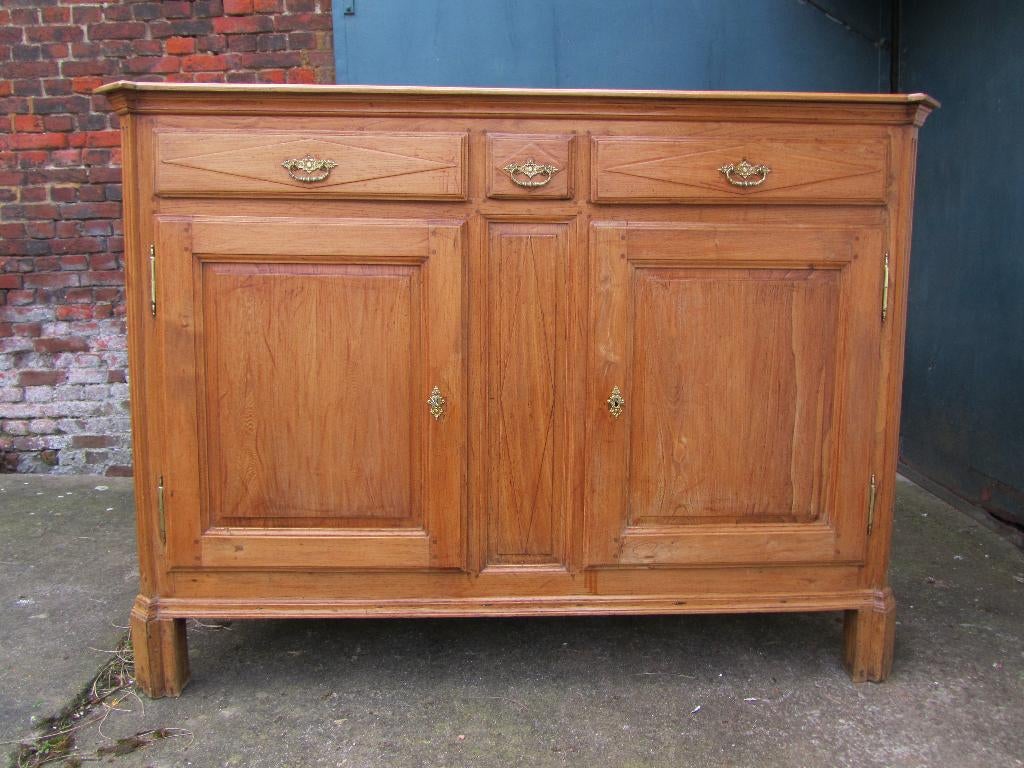 Elégante dresse ancienne en orme !, Antiquités & Art, Antiquités | Meubles | Armoires, Enlèvement
