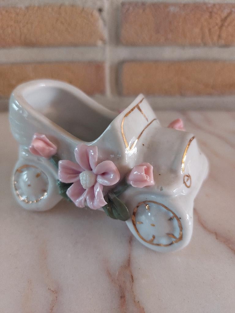 Wit porseleinen decoratie met goudaccenten, Antiek en Kunst, Antiek | Porselein, Ophalen