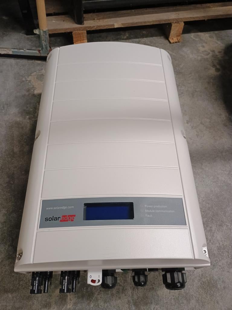 Solar Edge SE8k omvormer, Doe-het-zelf en Bouw, Zonnepanelen en Toebehoren, Ophalen