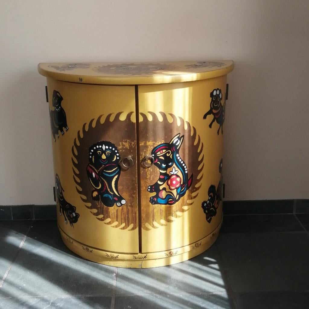 vintage kast etnisch, Ophalen