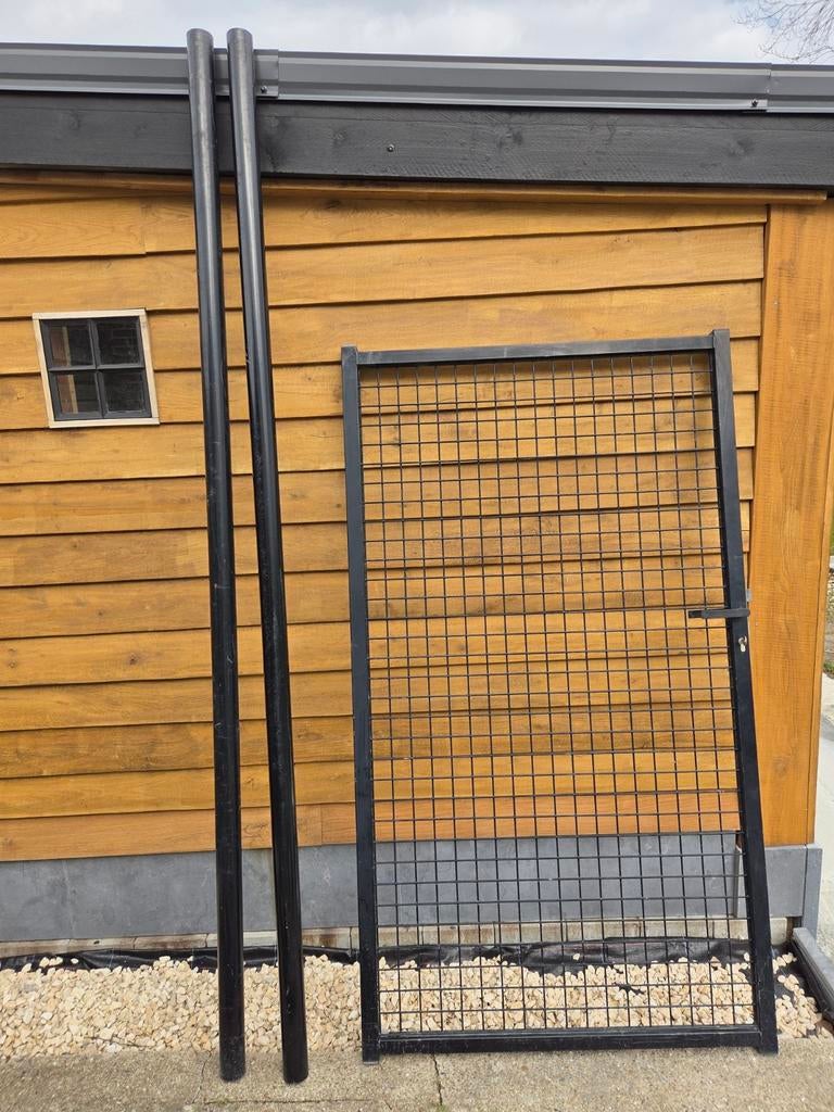 Tuinpoort zwart (hxb) 180cm x 100cm met 2 stevige palen, Tuin en Terras, Tuinpoorten, Ophalen