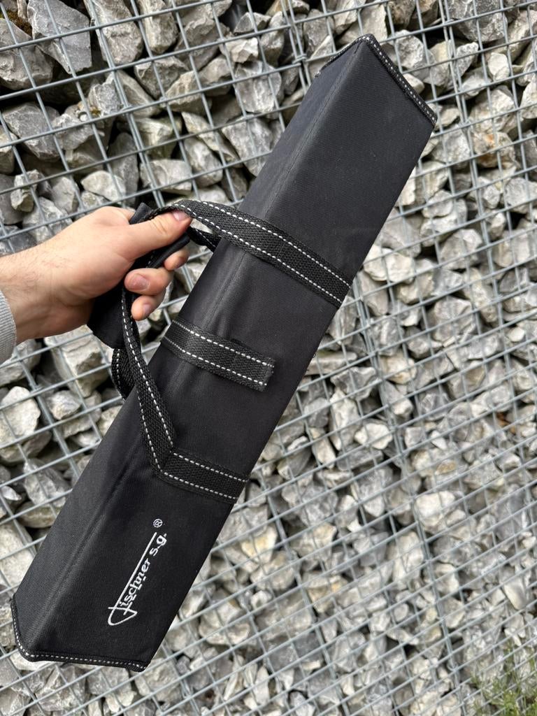 Fischner S.G. messenset / BBQ set in stevige opbergtas, Huis en Inrichting, Keuken | Bestek, Ophalen, Nieuw