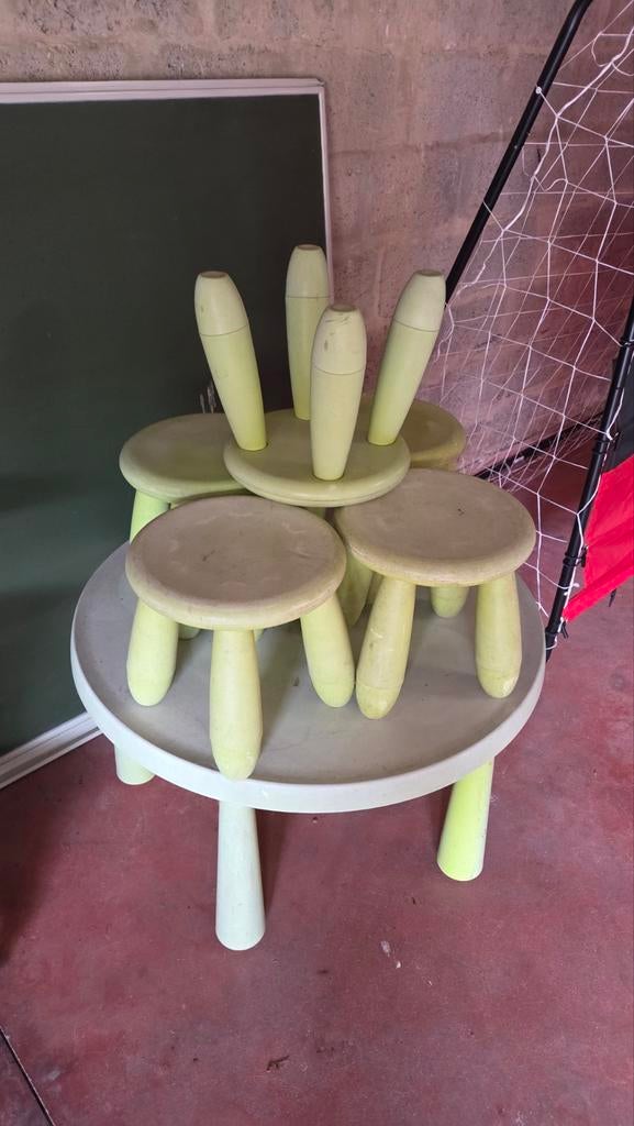 Kindertafel en krukjes, Kinderen en Baby's, Ophalen