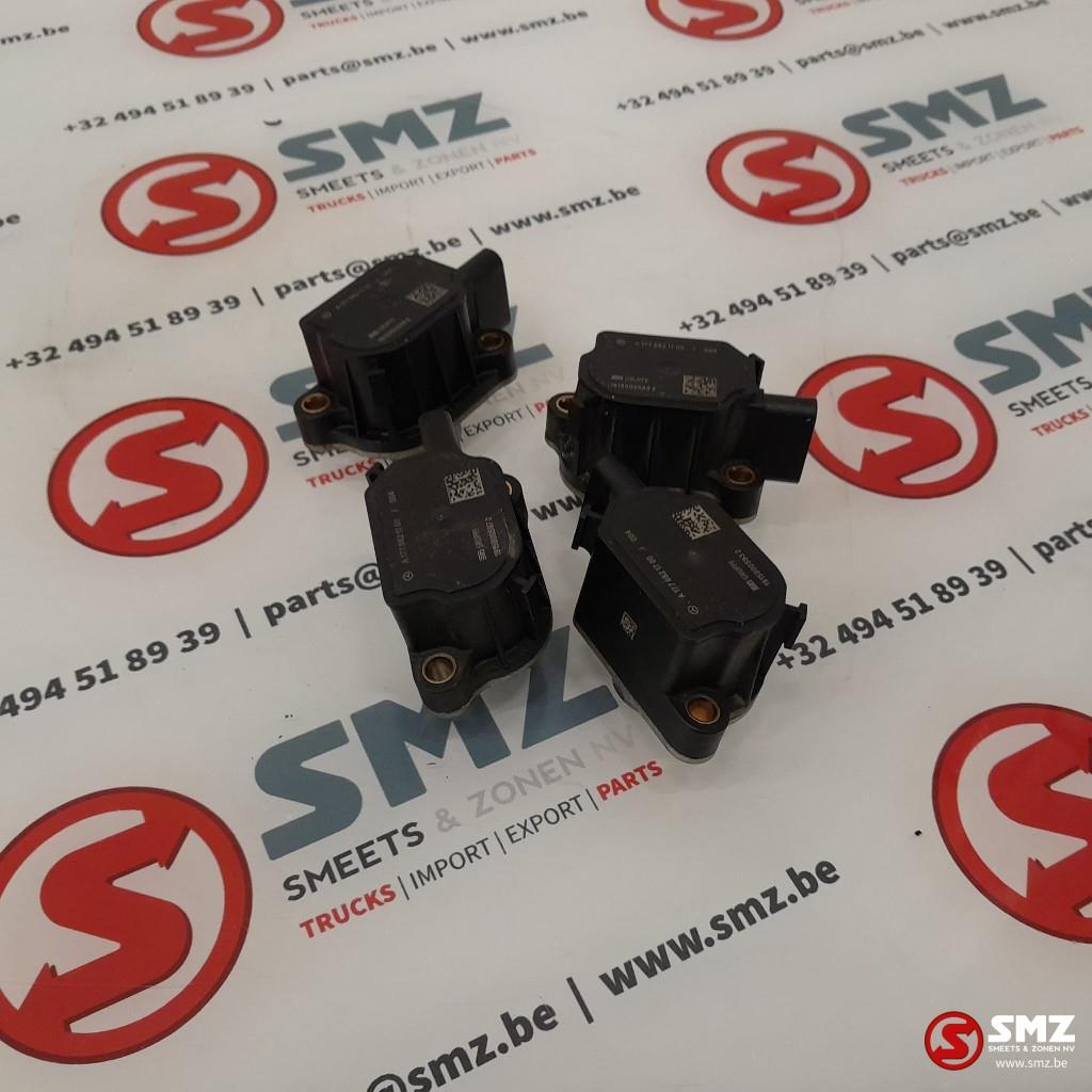 Occ set van 4 magneetventielen AMG C63S Mercedes, Auto-onderdelen, Gebruikt