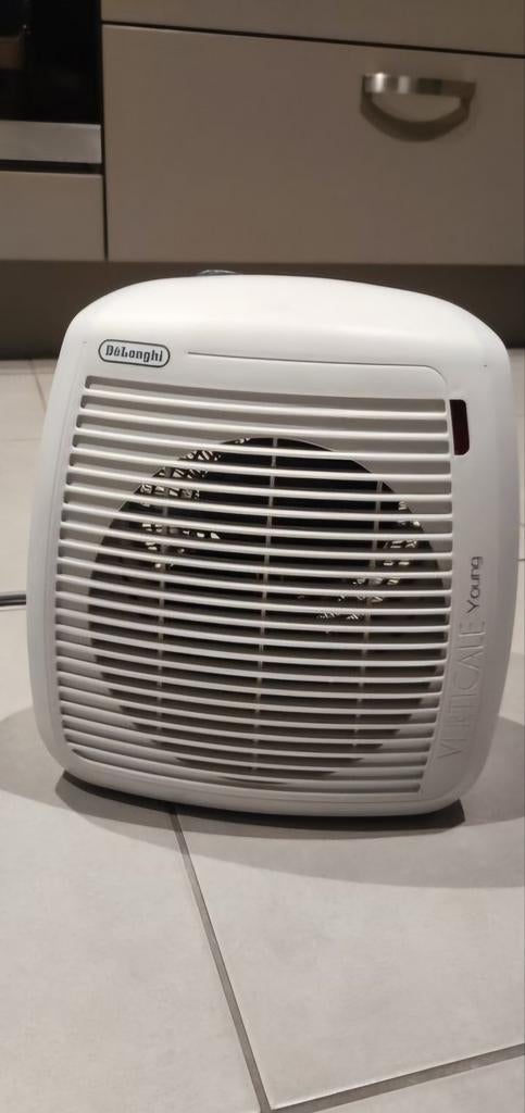 Chauffage électrique delonghi (IP21) sdb a saisir ️↙️, Electroménager, Classe énergétique A ou plus économe, 60 à 100 m³, Chauffage