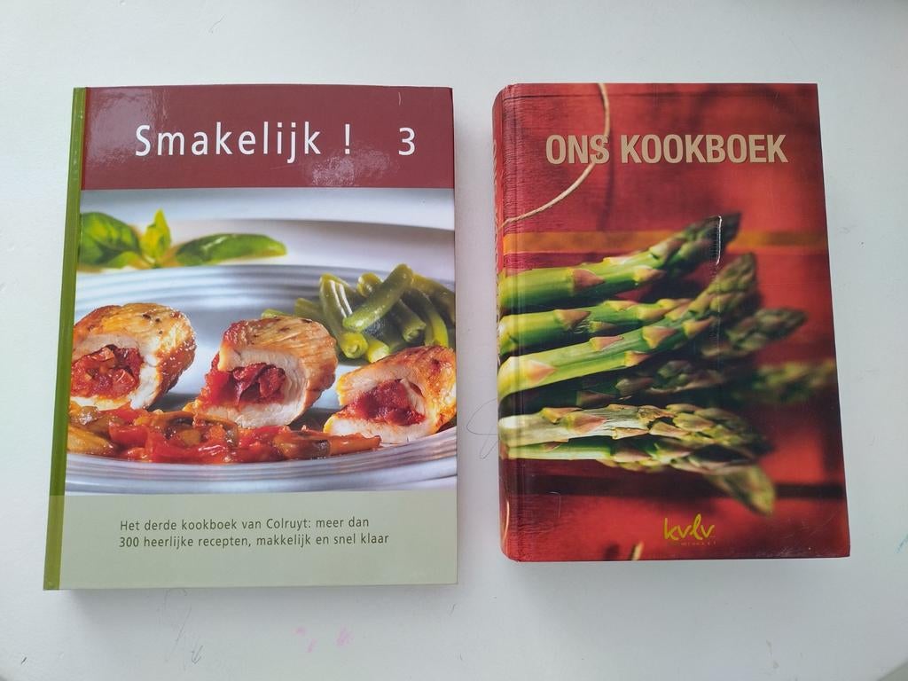 2 kookboeken: Ons kookboek KVLV en Smakelijk 3, Livres, Enlèvement ou Envoi
