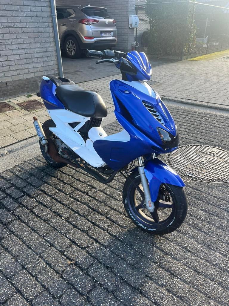 Yamaha aerox b klasse, Vélos & Vélomoteurs, Scooters | Yamaha, Enlèvement, Comme neuf, Aerox