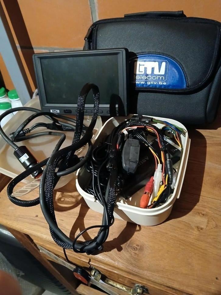 KOERSLIEFHEBBERS OPGELET, Telecommunicatie, Ophalen, Gebruikt