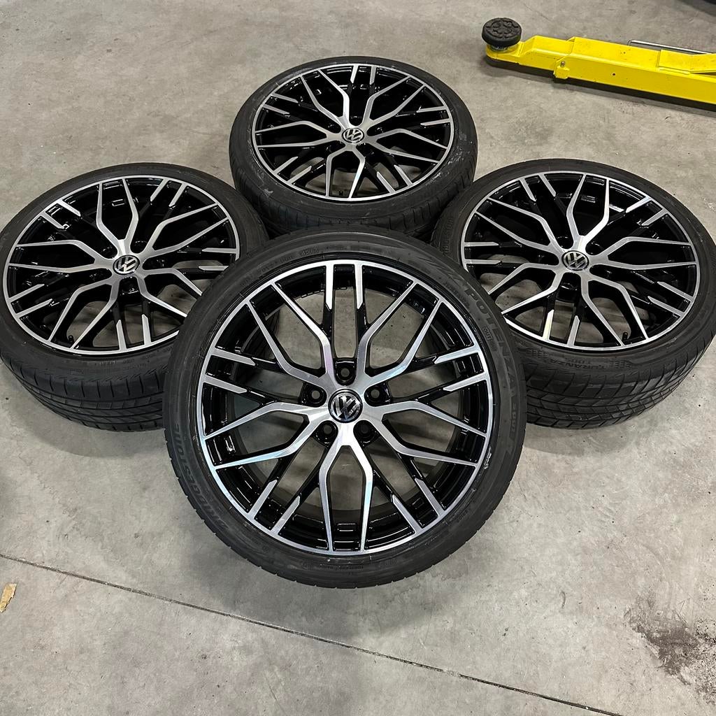 18” RS3 velgen golf Audi gti gte gtd R line S line A3, Auto-onderdelen, Banden en Velgen, 18 inch, Banden en Velgen, Nieuw, Ophalen of Verzenden