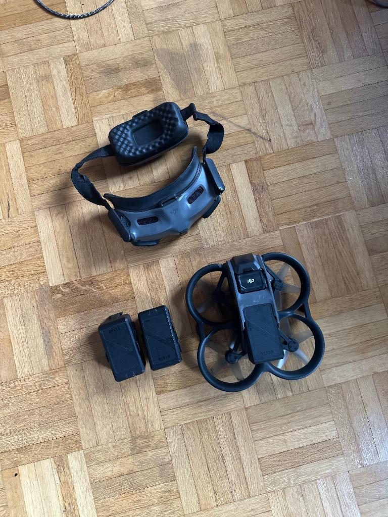 DJI Avata 1 fly more avec les lunettes DJI 2, Enlèvement ou Envoi, Utilisé, DJI