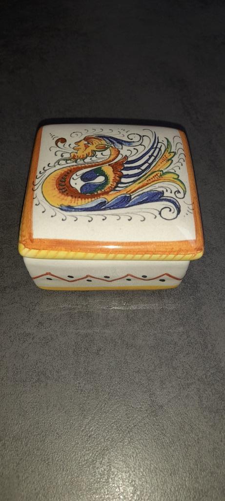 Boîte a bijoux, Bijoux, Sacs & Beauté, Bijoux anciens, Enlèvement, Autres matériaux, Autres types