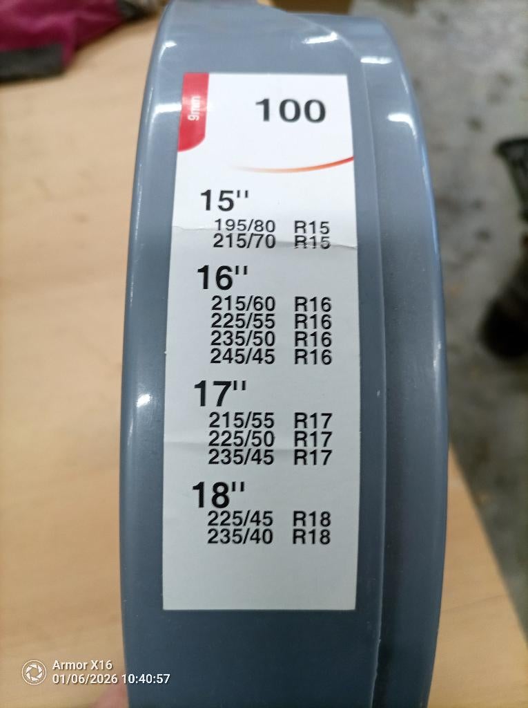 Chaînes à neige, Enlèvement, Neuf