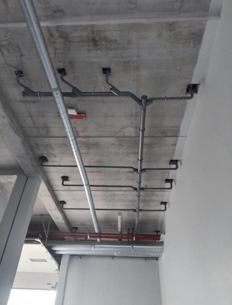 Plombier & électricien agrée, Bricolage & Construction, Enlèvement ou Envoi, Comme neuf