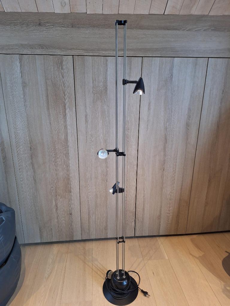 Lampadaire halogène, Maison & Meubles, Lampes | Lampadaires, Enlèvement
