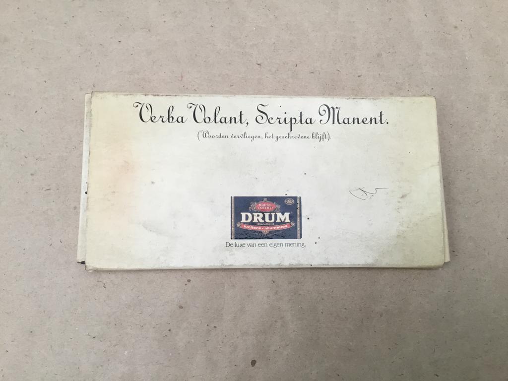 Boîte publicitaire Douwe Egberts Drum avec 12 crayons, Enlèvement ou Envoi, Comme neuf, Ustensile