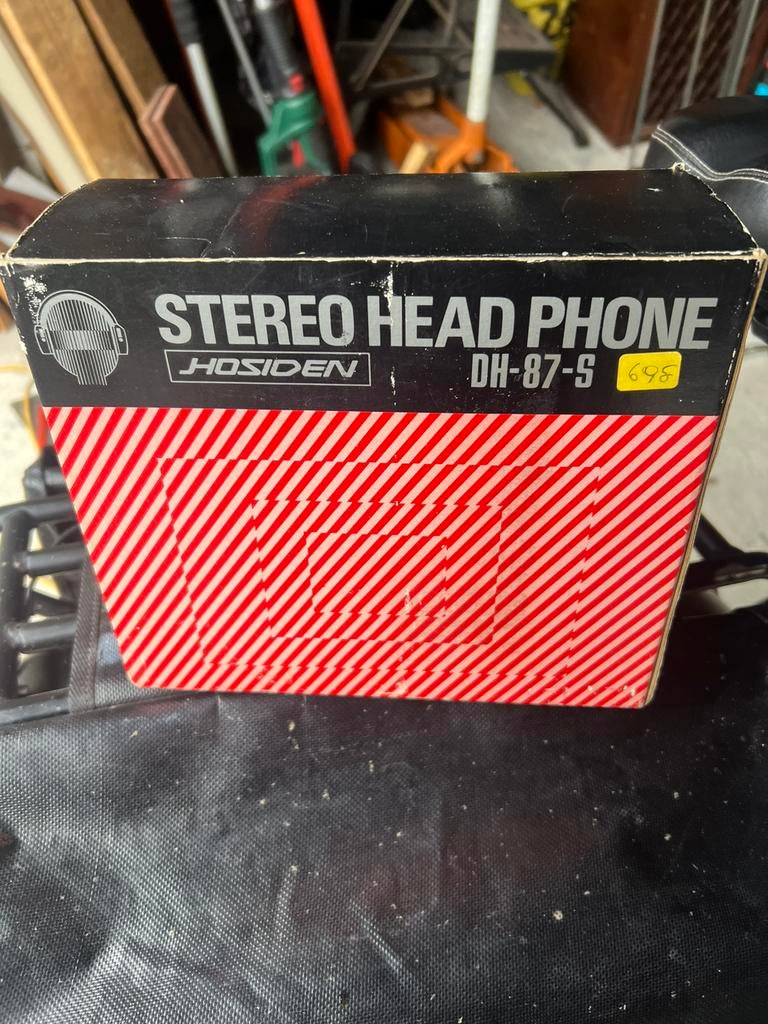 Casque vintage neuf dans sa boîte, Enlèvement