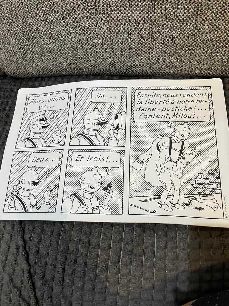 Set de table 44,5 x 29 cm ile noir  axis 1994, Enlèvement ou Envoi, Tintin, Comme neuf