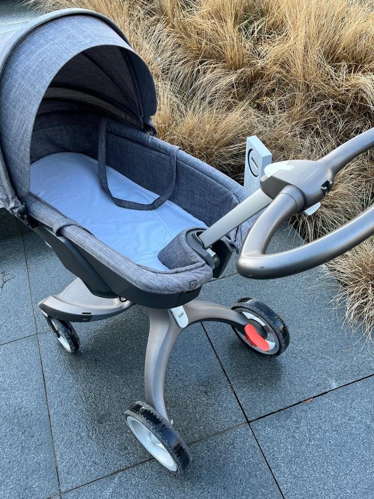 Kinderwagen + Zitje + Maxi Cosy + Basis  >>>> Stokke, Kinderen en Baby's, Kinderwagens en Combinaties, Zo goed als nieuw, Combiwagen