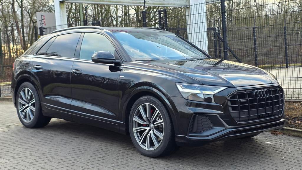 Audi Q8 50TDi Quattro S Line 1ste eigenaar  !, Auto's, Audi, Automaat, 2993 cc, Q8, Zwart