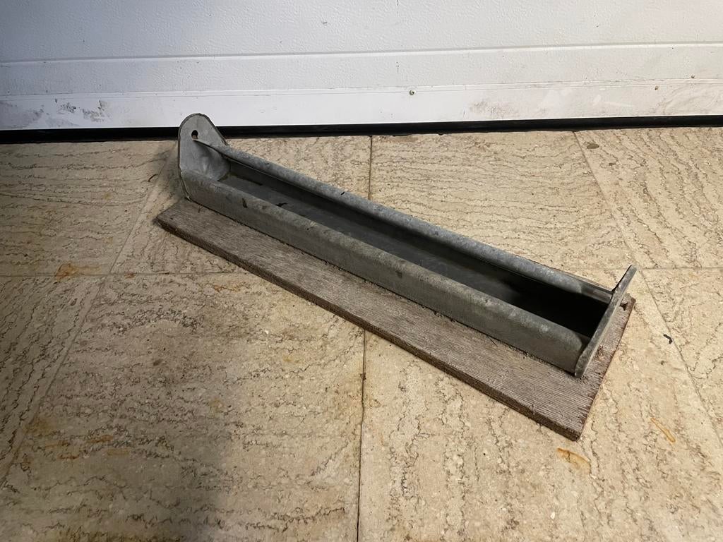Voederbak klein pluimvee, Ophalen, Gebruikt, Drinken en Voederen