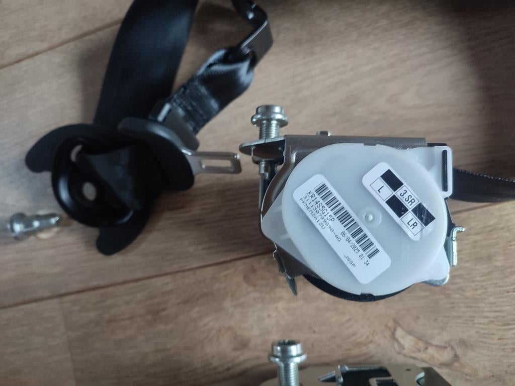 2 nieuwe Caddy Maxi veiligheidsgordels met 5 rijen en 3 (202, Particulier, Te koop, Caddy Maxi