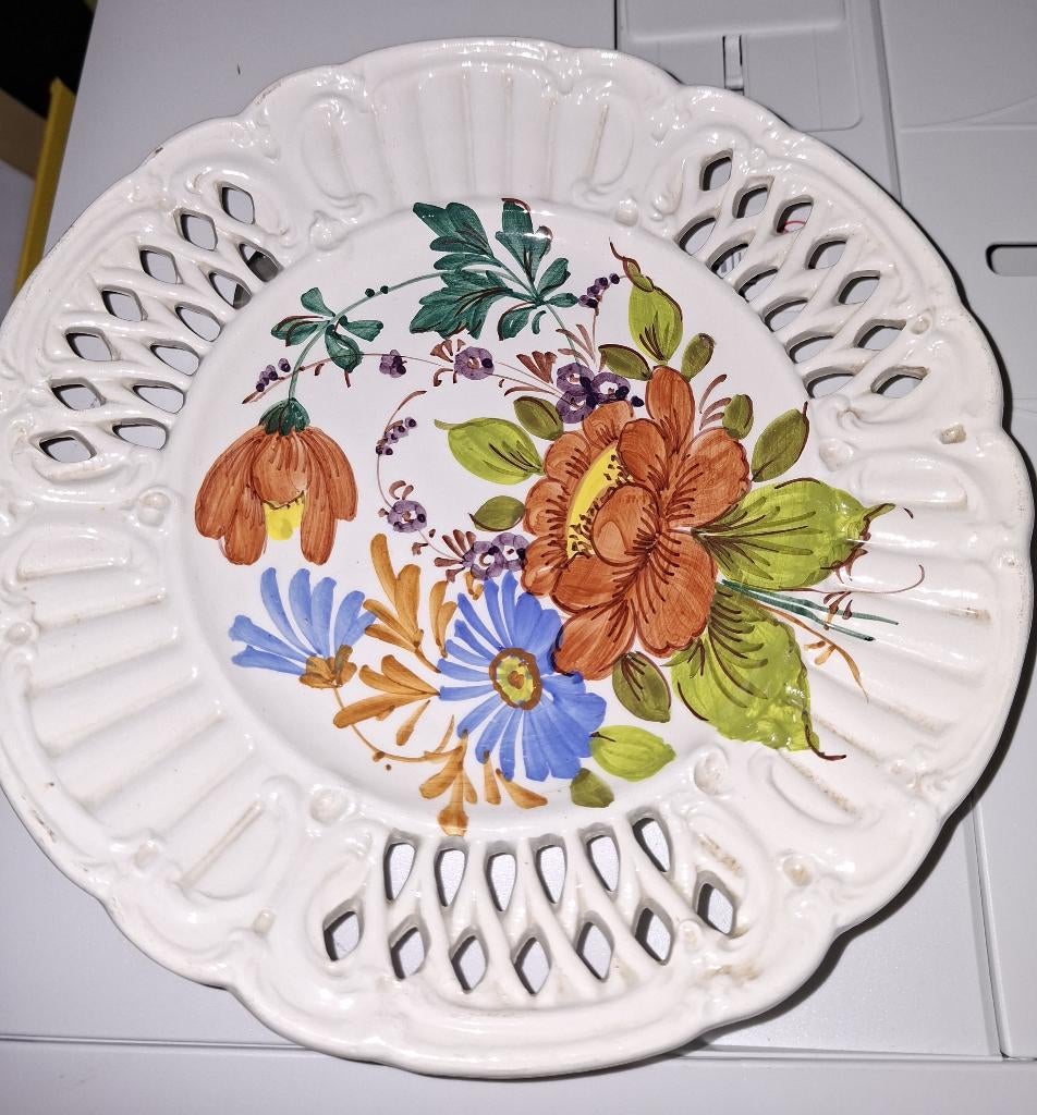 decoratief bord in Italiaans sierkeramiek, Antiek en Kunst, Ophalen of Verzenden