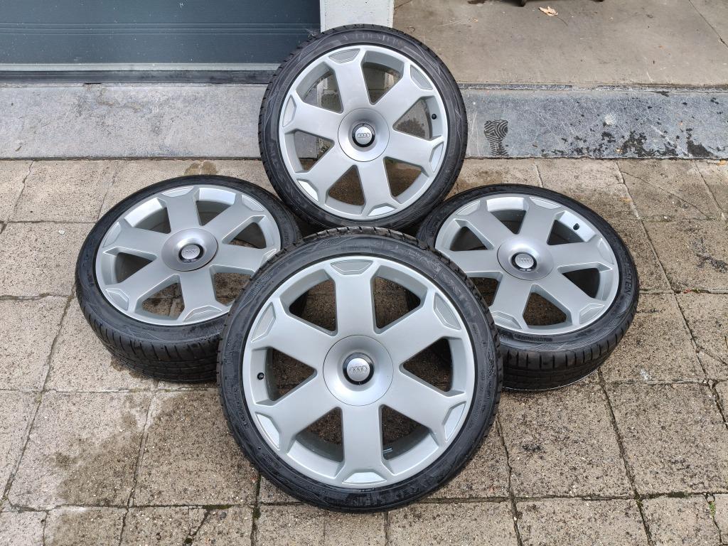 Réplique jantes 18" AVUS III Audi S4 5x100/5x112 avec pneus, Neuf, Véhicule de tourisme, Pneus été, 18 pouces