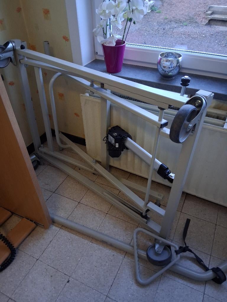 lit médicalisé, Divers, Matériel Infirmier, Enlèvement, Utilisé